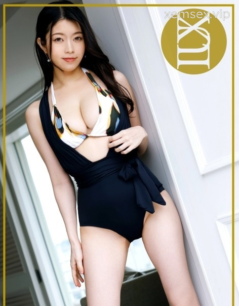 LUXU-1831 Thích thú khi gặp cô bé cute và cơ thể dễ bị kích thích lên đỉnh