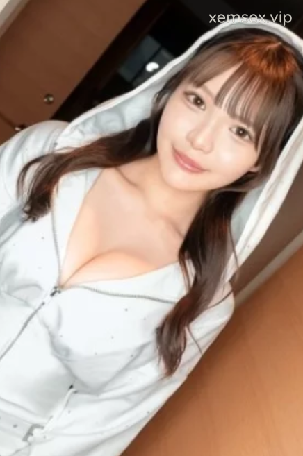 SIRO-5652 Mỹ nhân Yuna Ichika và vòng một siêu khủng